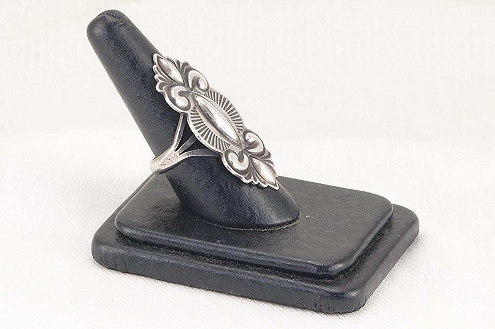 Vintage Navajo sterling silver repouss'e ring