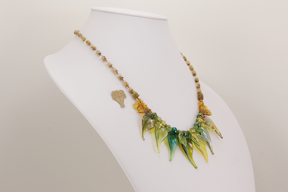 necklace green gold glass leaves jade rutilated gold quartz beads