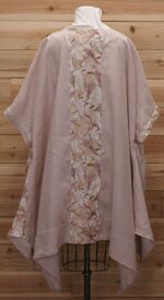 Pale pink Australian linen cloak with 2 large front pockets.