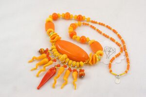 necklace-yellow-orange-silver-glass-beads