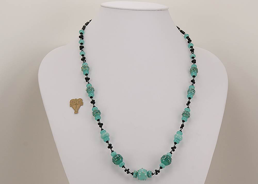 Green kryptonite colored glass bead necklace
