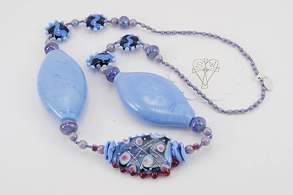 periwinkle glass bead necklace