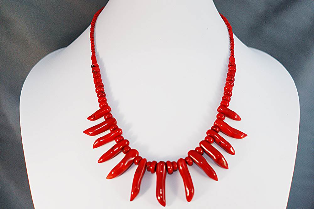Red coral bead necklace